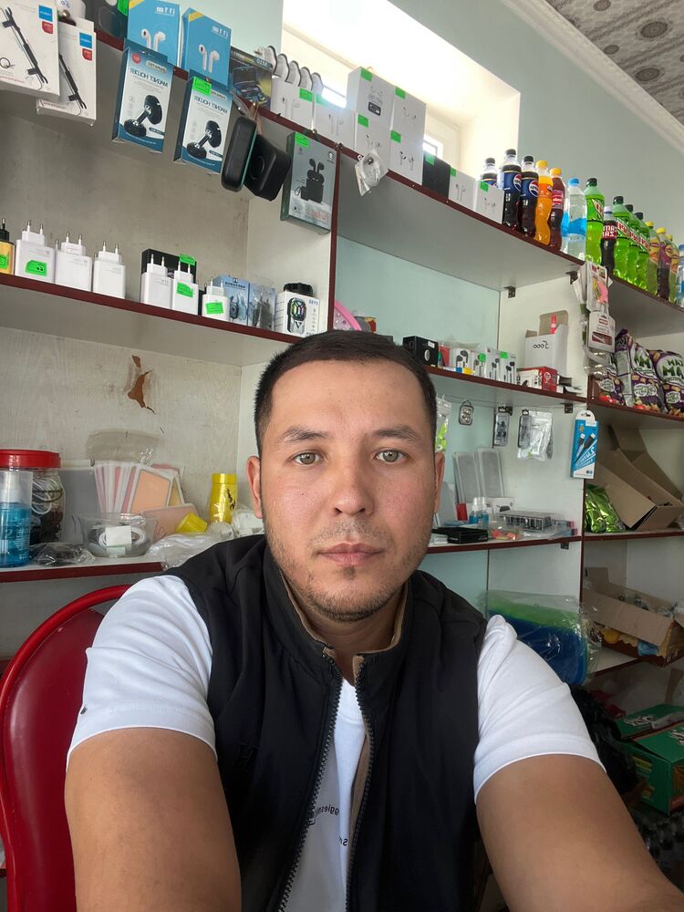  46574385  Muxammadamin, 30 ,    
