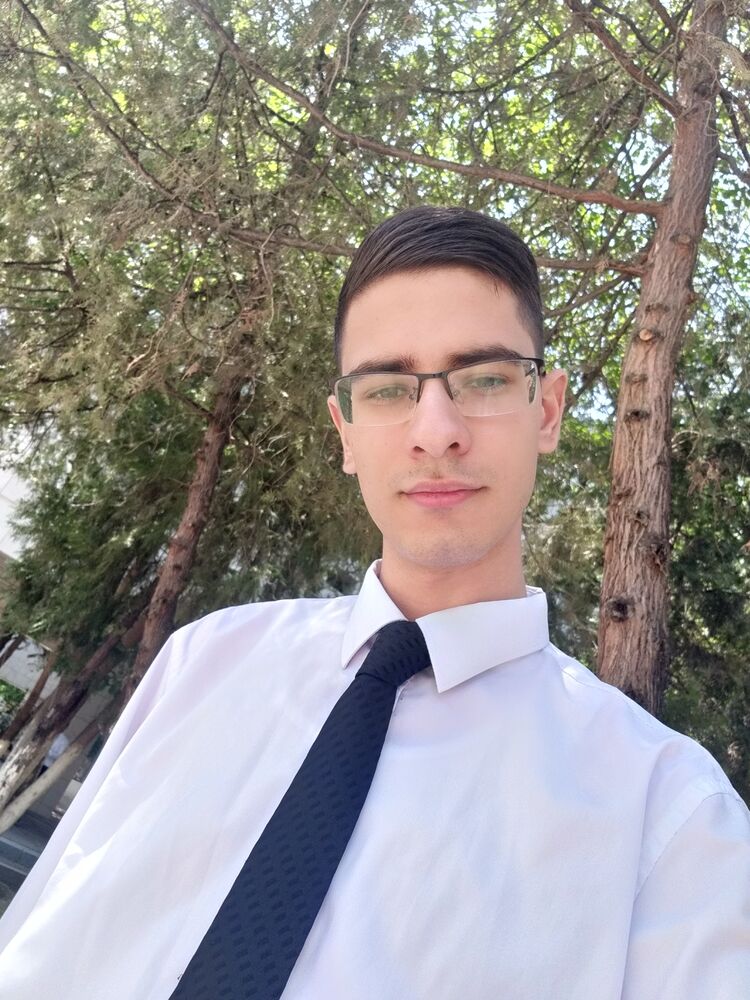  44703385  , 21 ,    