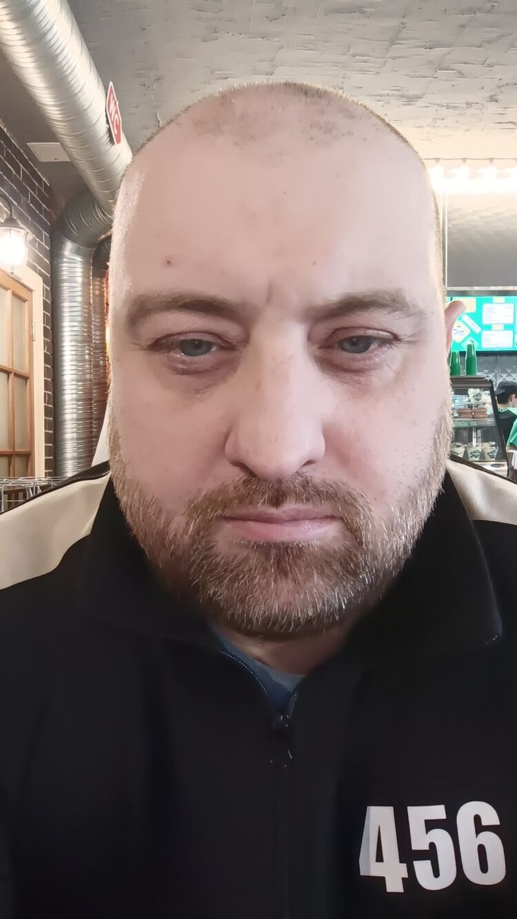 46372435  , 40 ,    