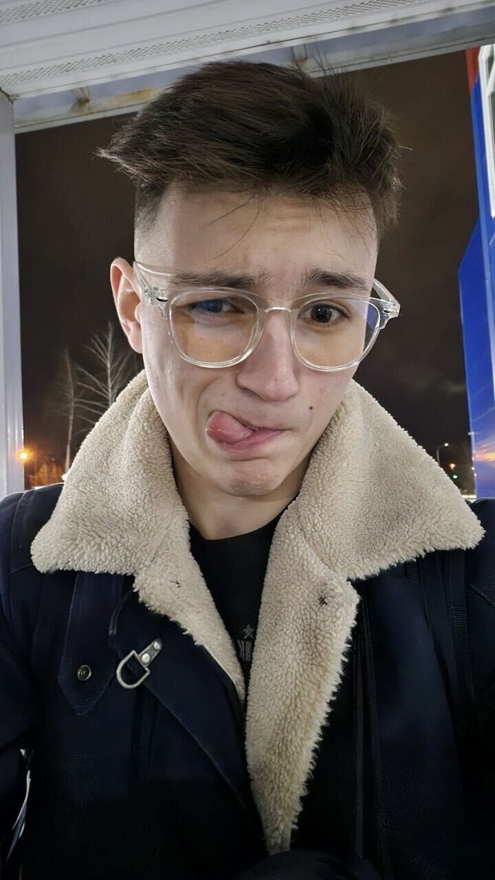  53059565  , 18 ,    -