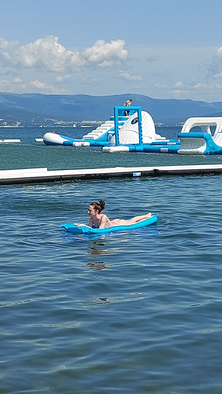 ,   , 44 ,   c 