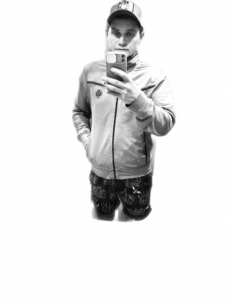  31723995  , 37 ,    