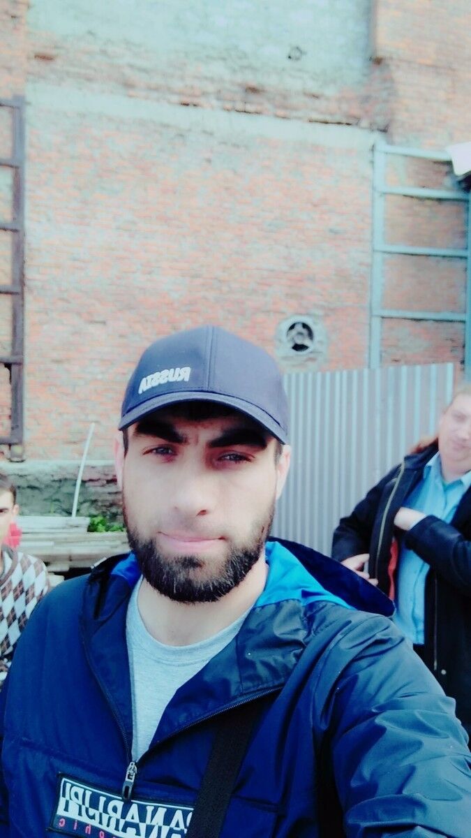  ,   Ruslan, 35 ,   ,   , c 