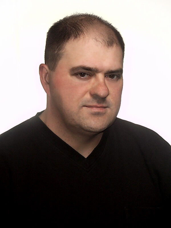  ,   Dainius, 55 ,   ,   , c 