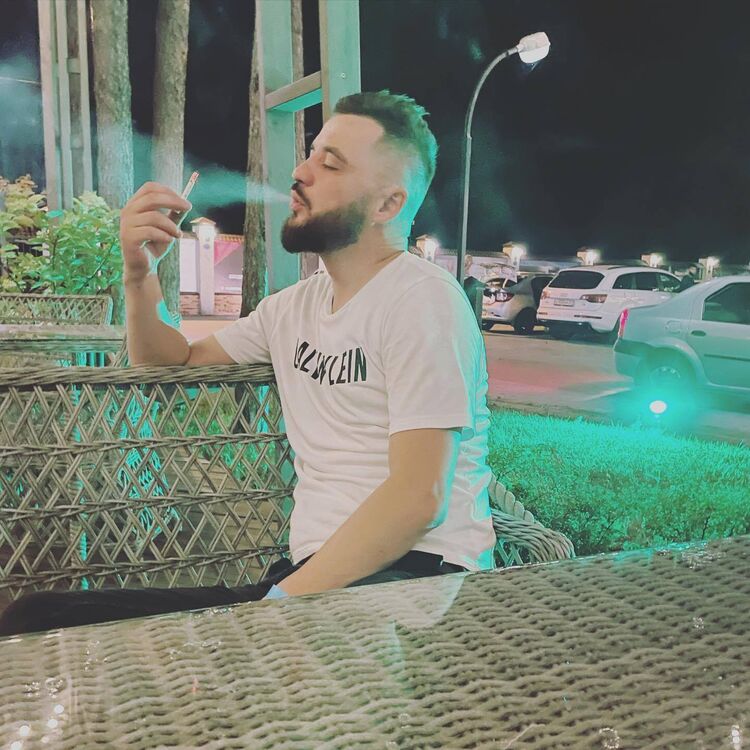  48935285  , 37 ,    