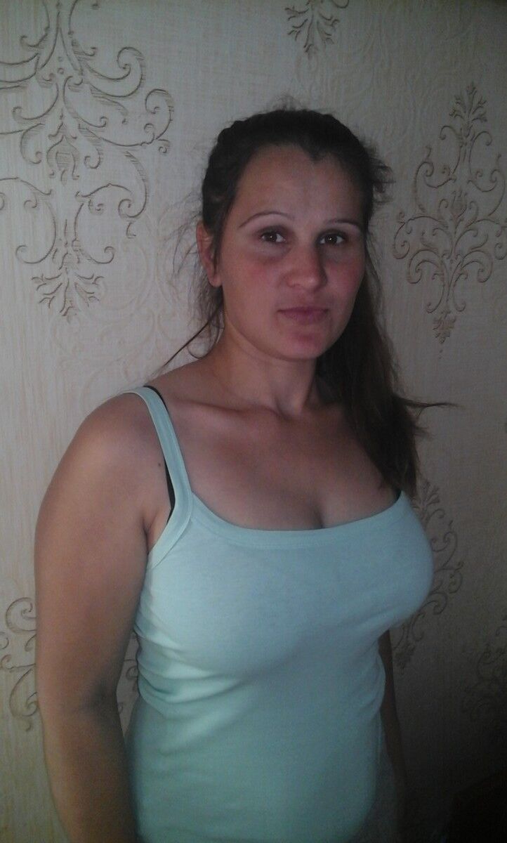  ,   Larisa, 36 ,   