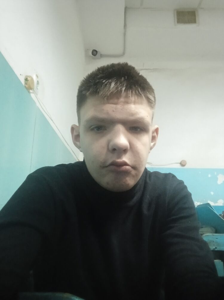  31301485  Dmitry, 21 ,    