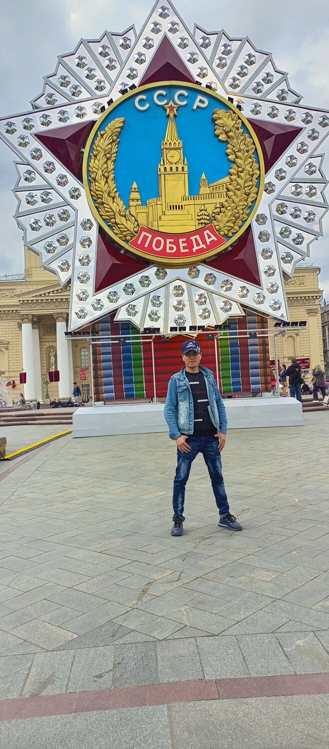  28257335  Iskandar, 31 ,    