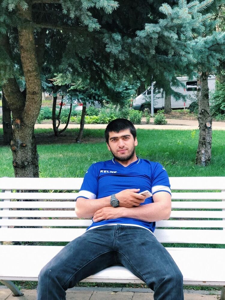 ���� 23272975 ������� Panamera, 32 ����, ���� ���������� � ����������