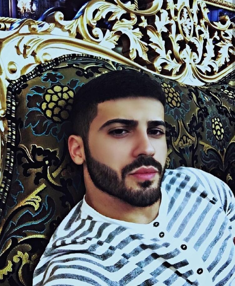  22812175  Rauf  Hesen, 40 ,    