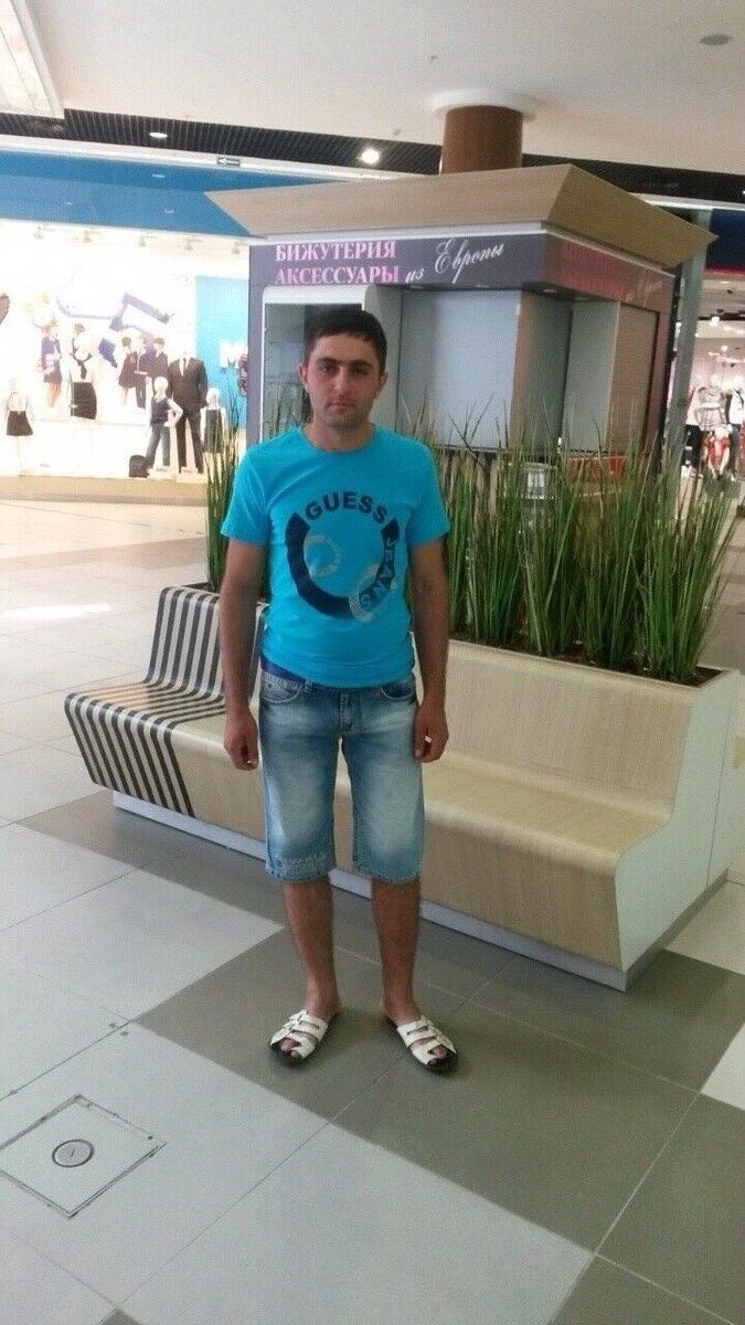  ,   Ruben, 33 ,   