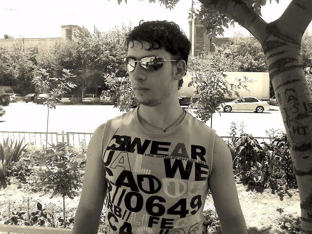  6670425  Artur, 100 ,    