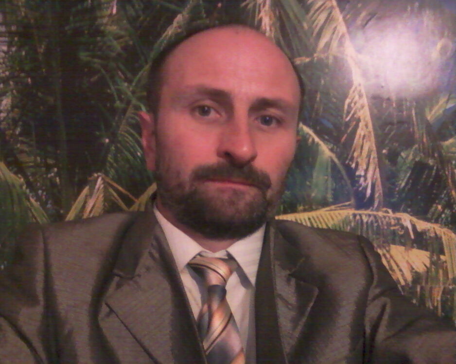  23793095  Mihal, 53 ,    