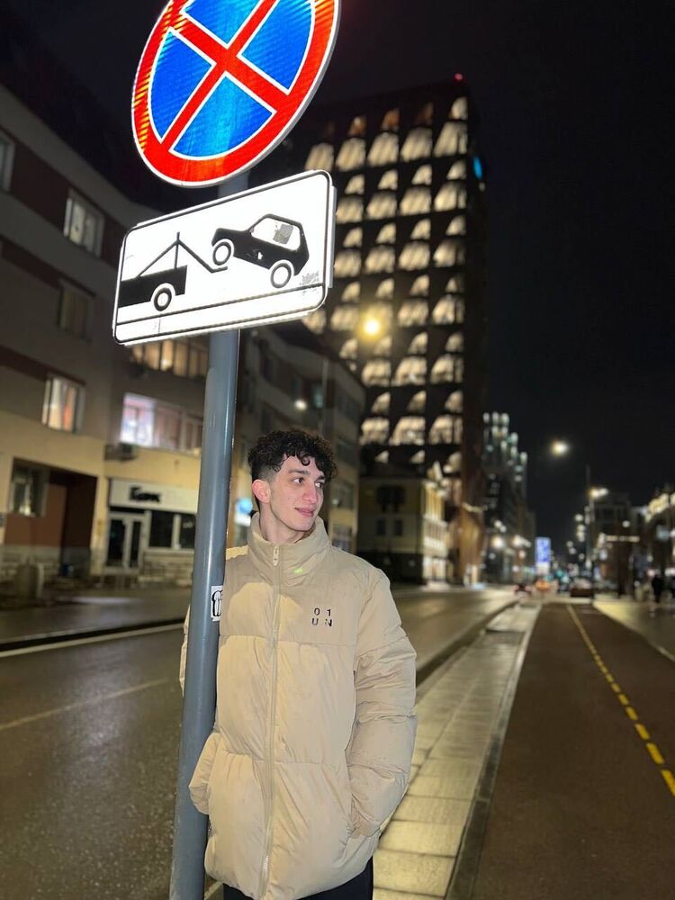 ���������� ������������, ���� ����� Janic, 22 ����, ������������ ��� ������, ����� � ���������