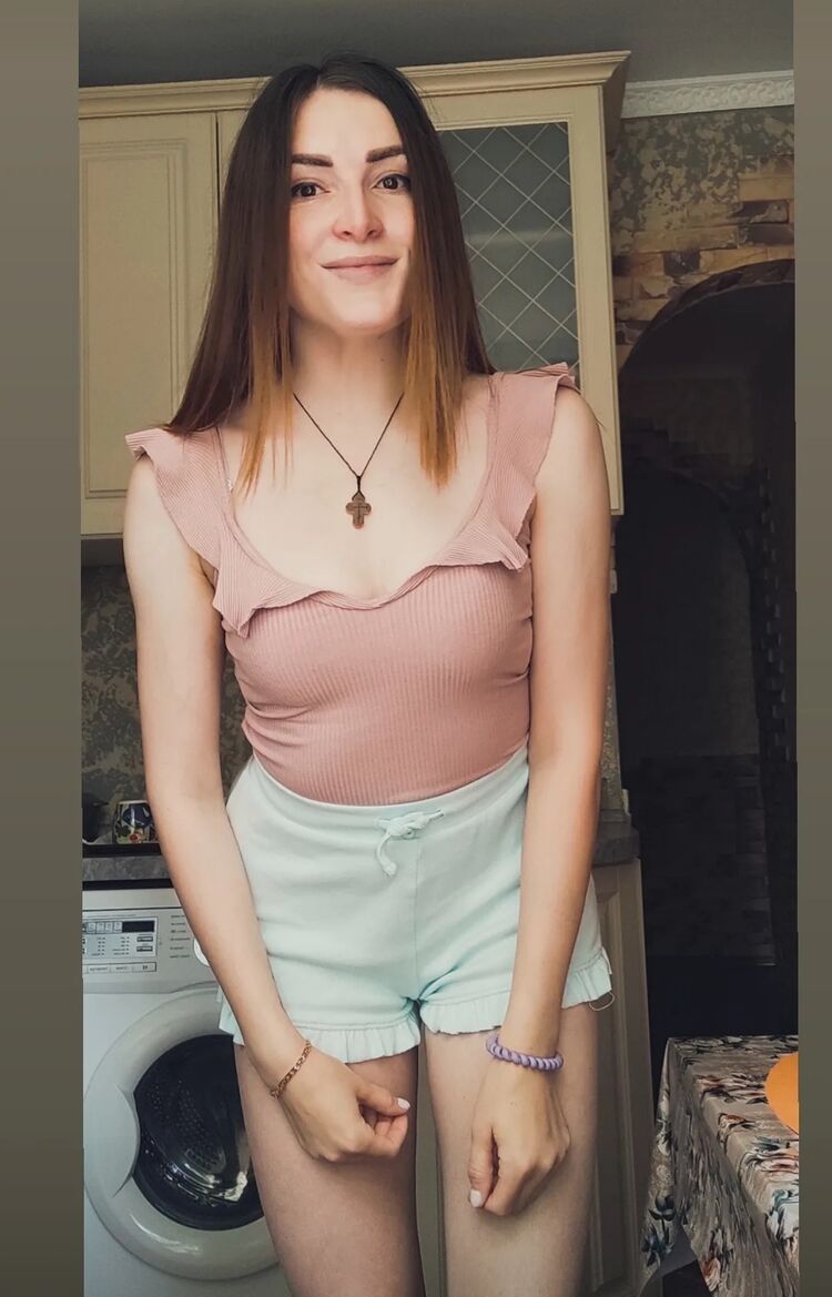  43563685  Mihaela, 30 ,    