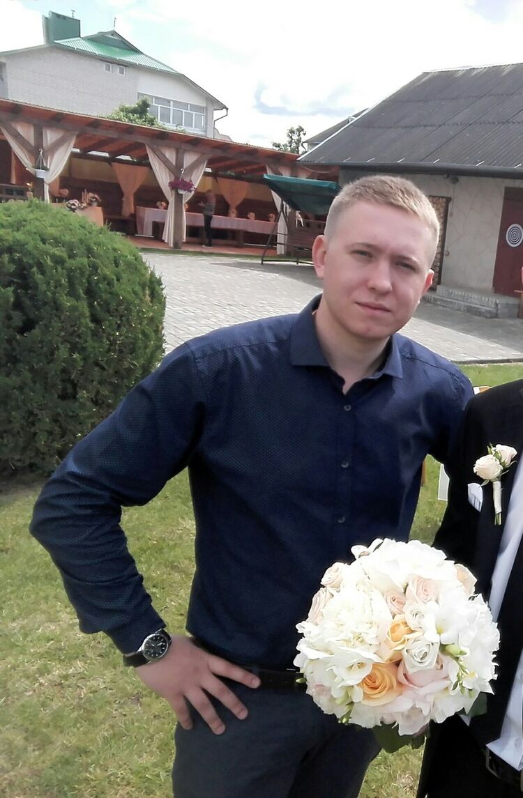  10186405  Vitalik, 30 ,    