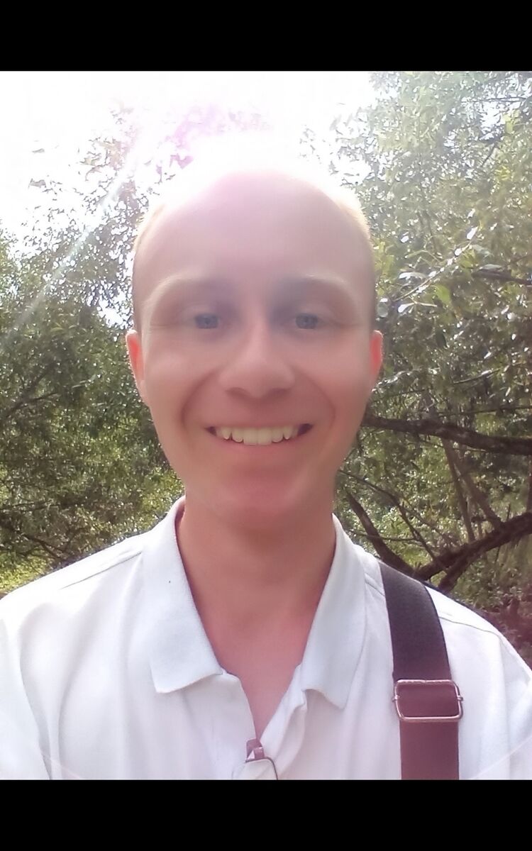  43583595  , 22 ,    