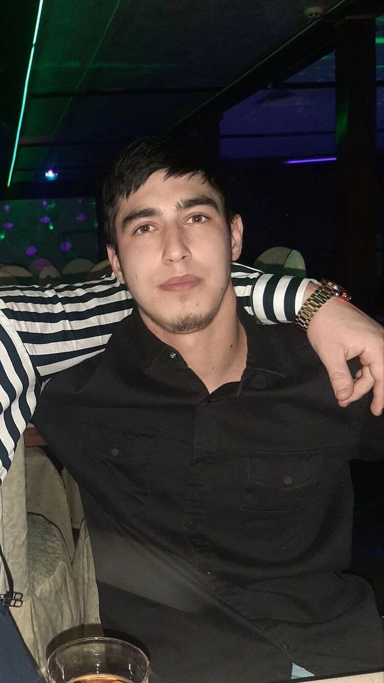  46821785  , 27 ,    