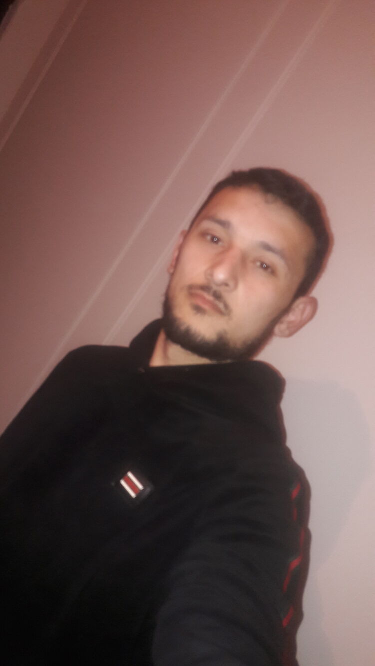  ,   Denis, 31 ,   ,   , c , 