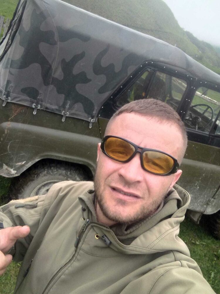  43531035  , 37 ,    
