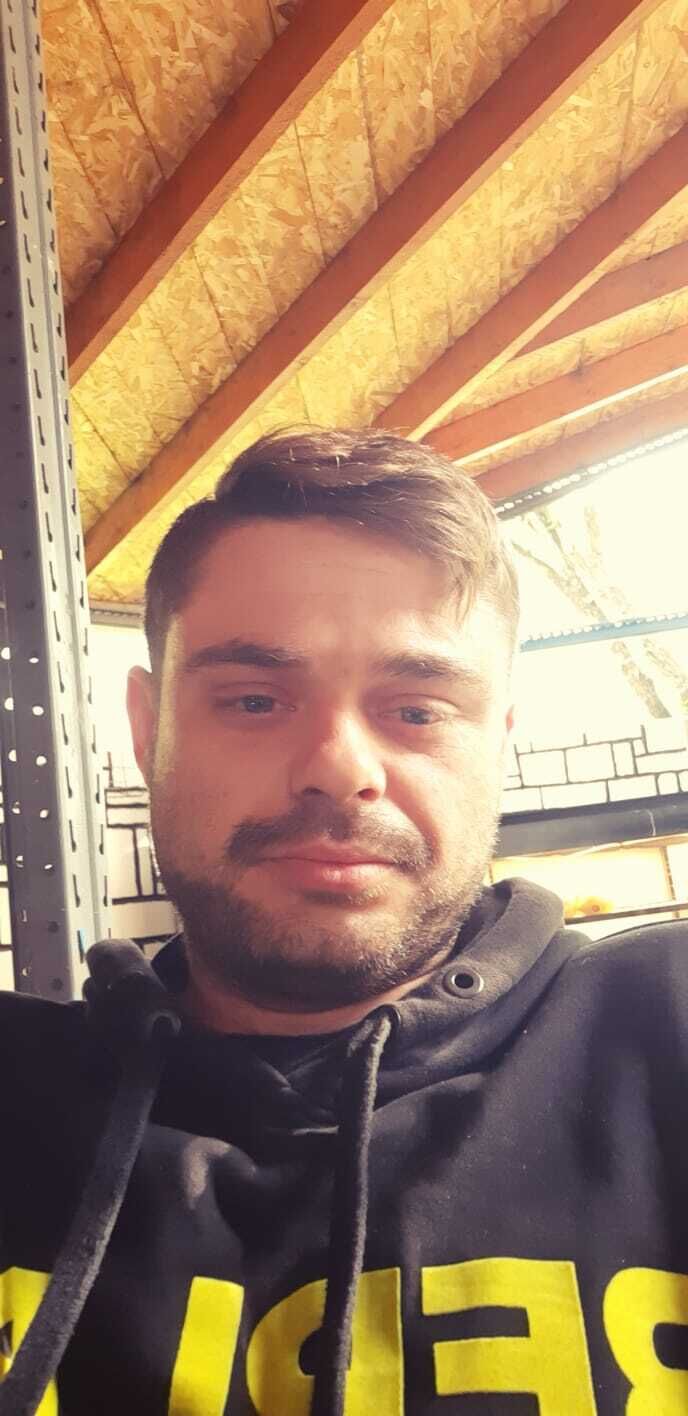  47592125  , 33 ,    