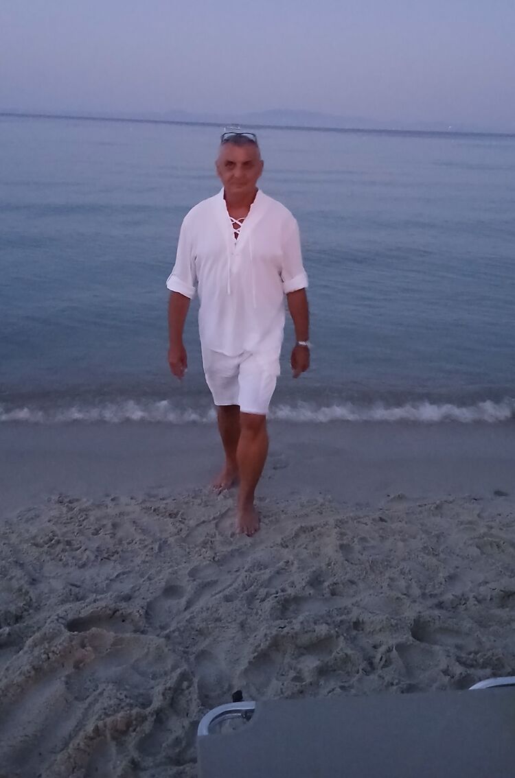  53203835  Goran, 58 ,    