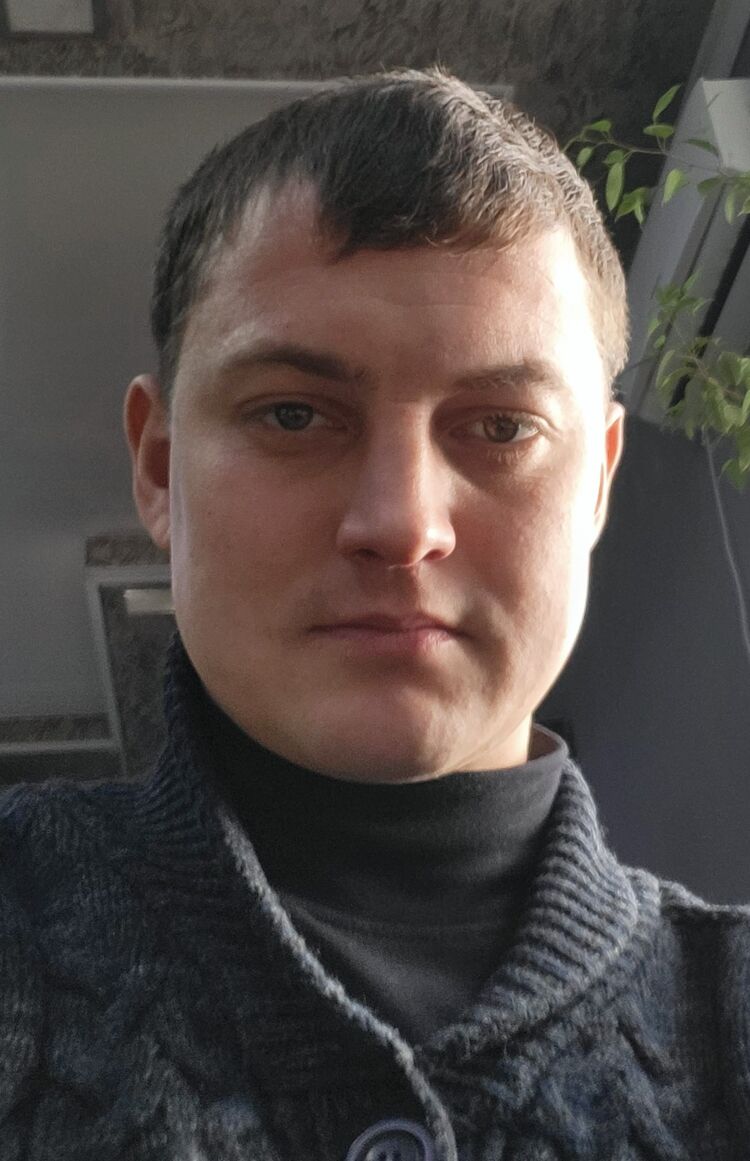  ,   Alek, 33 ,   ,   