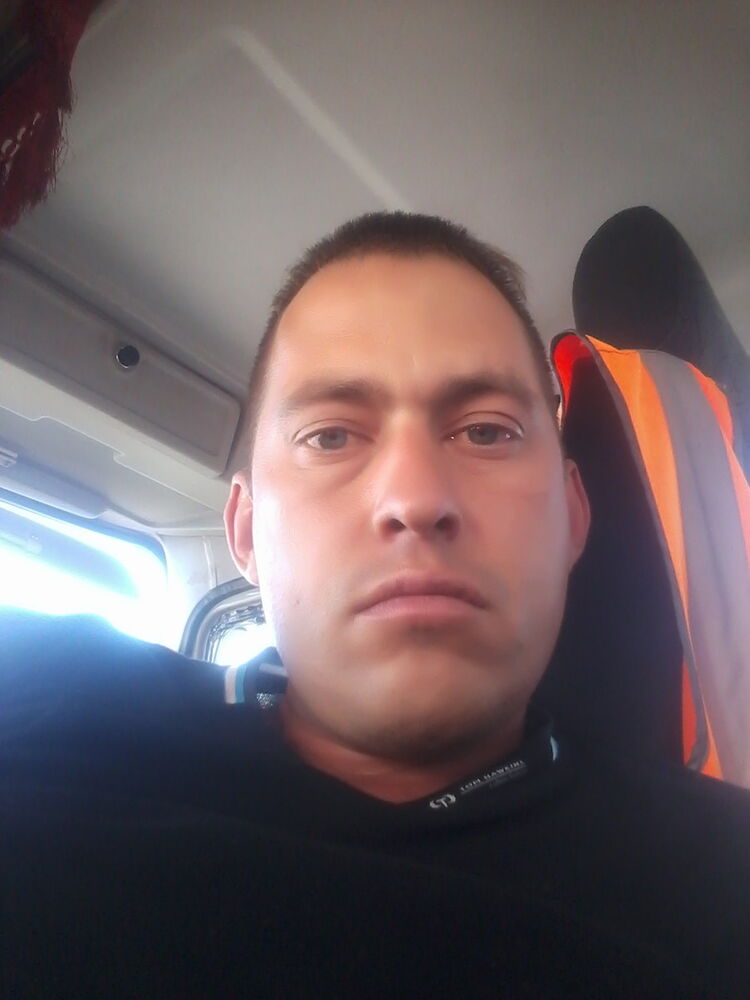  10167825  , 44 ,    