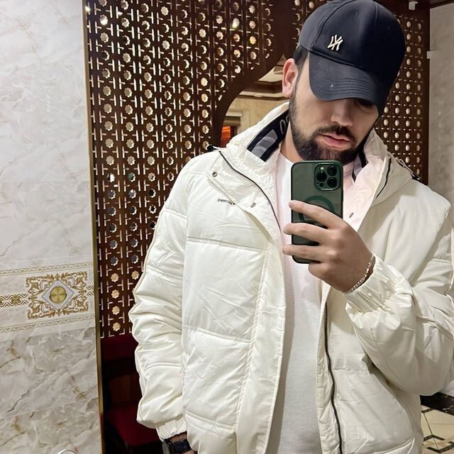 ,   Timur, 28 ,   ,   , c , 