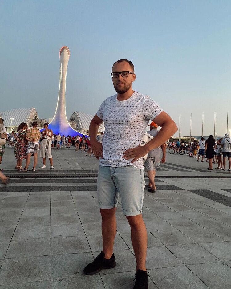  31830605  Ilya, 29 ,    -