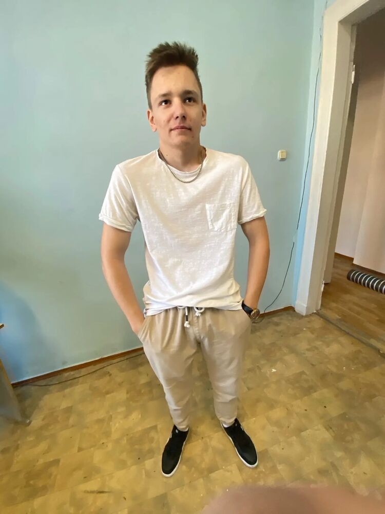  --,   , 23 ,   