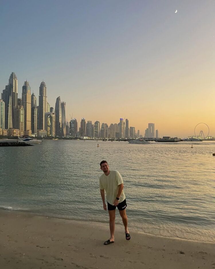  51515905  , 34 ,    Soho