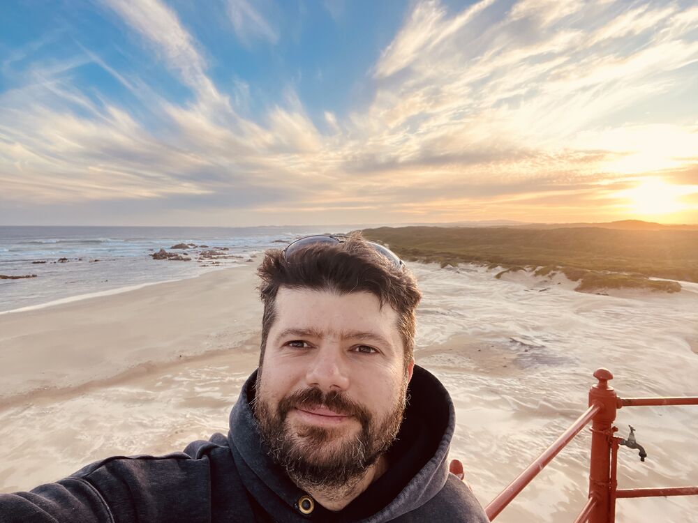  -,   Roman, 40 ,   ,   