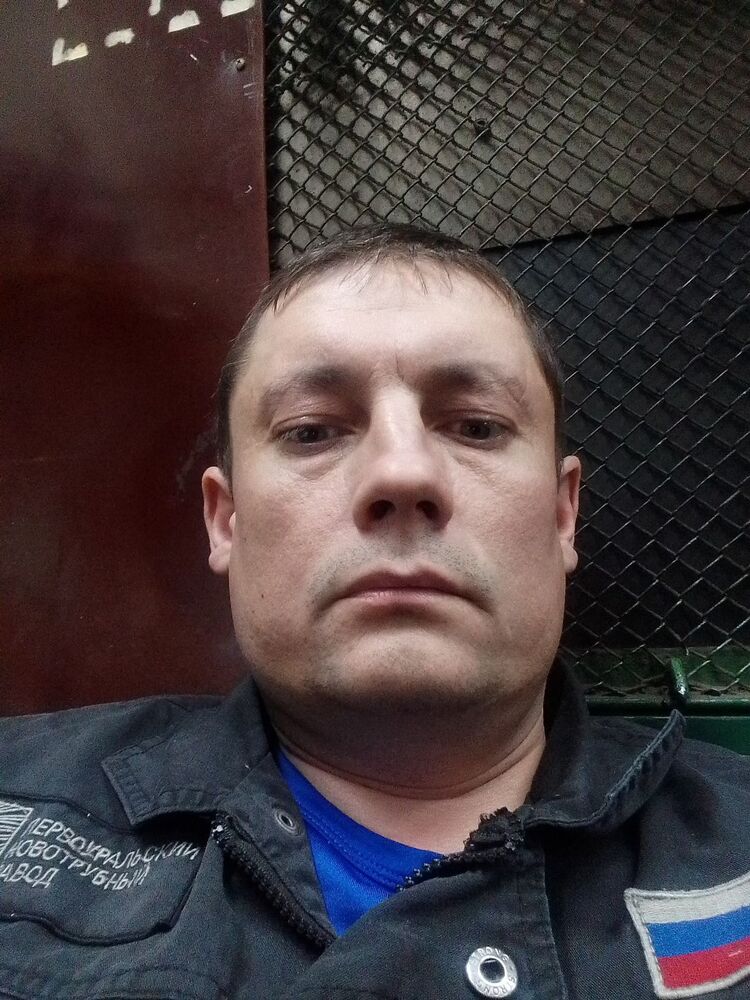  31327445  , 42 ,    