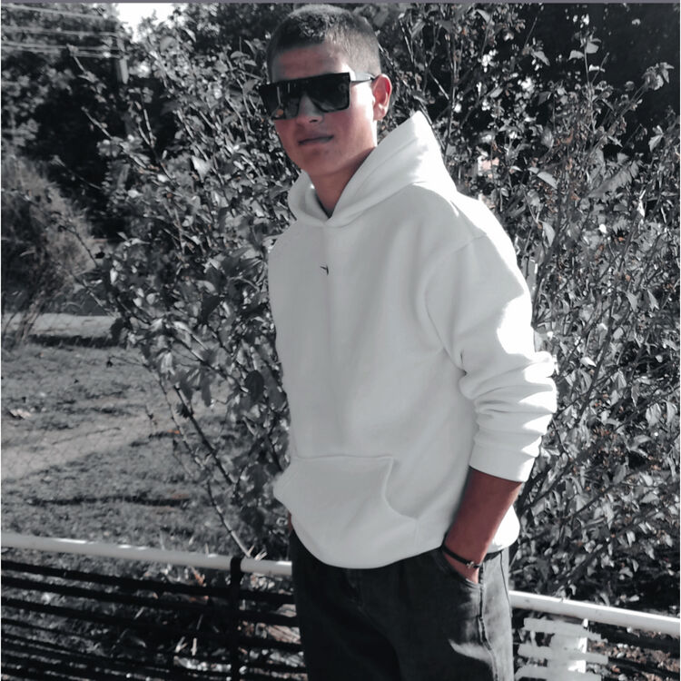  ,   Andrei, 21 ,   ,   