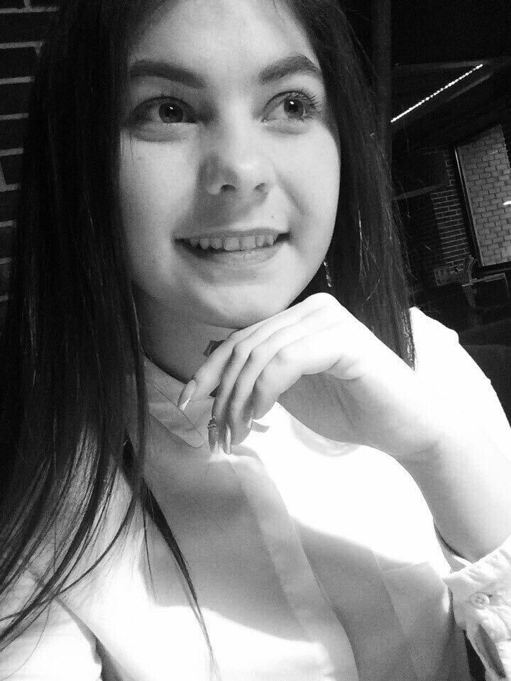  ,   Veronika, 23 ,   ,   