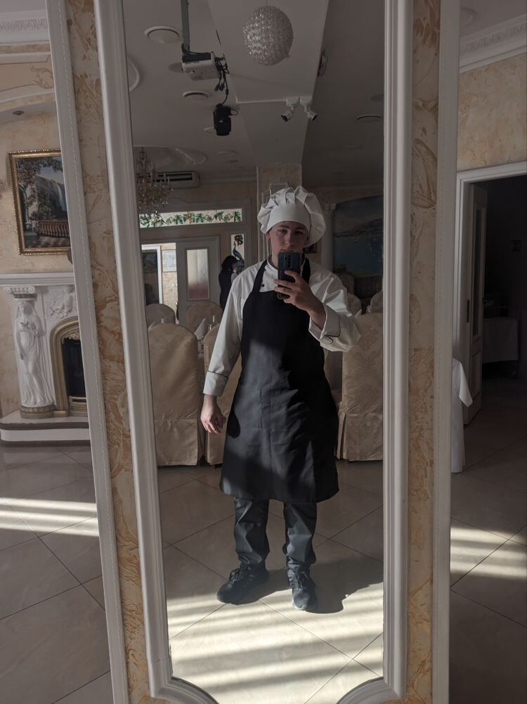  46464945  , 22 ,    