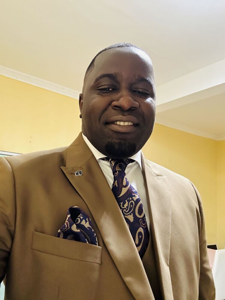 ���������� �����-���������, ���� ������� Monteiro, 39 ���, ������������ ��� ����� � ���������, c�������� ���������