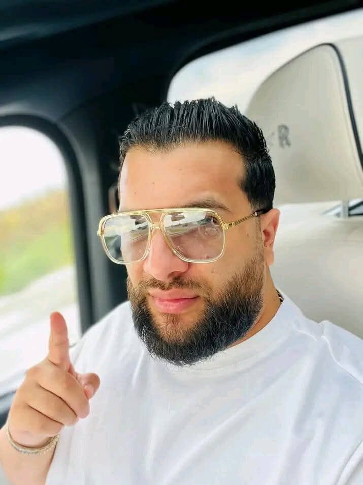  54467185  Giorgi, 36 ,    