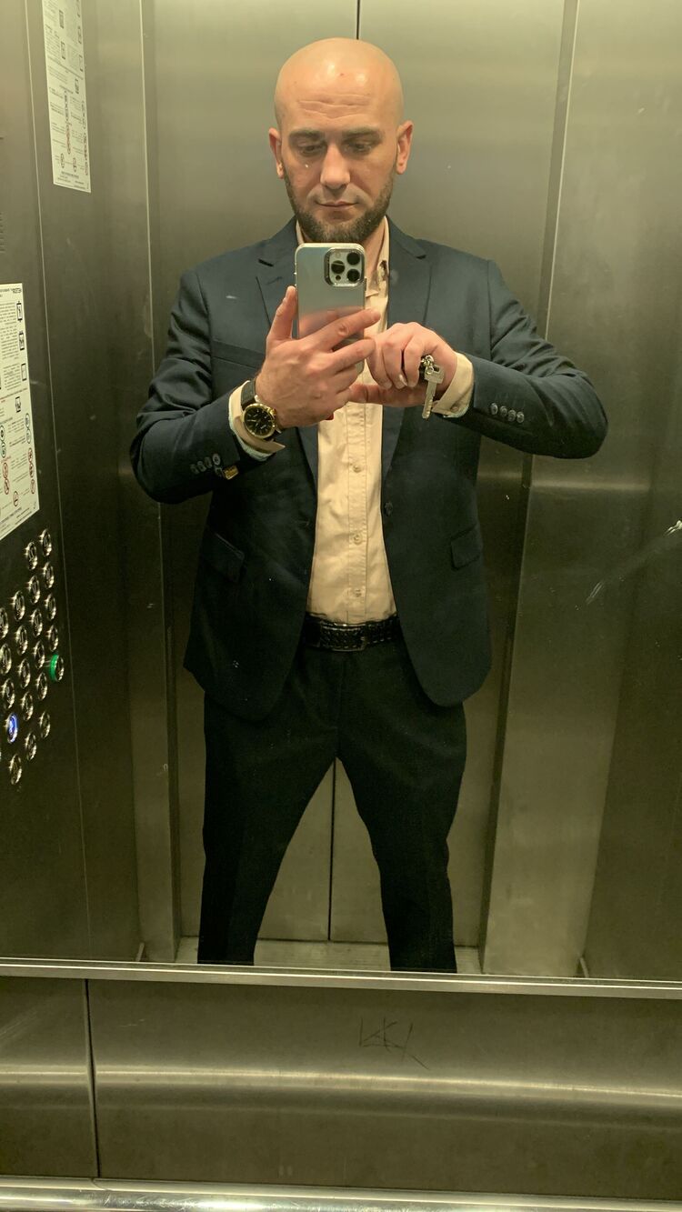  ,   Ruslan, 31 ,   ,   