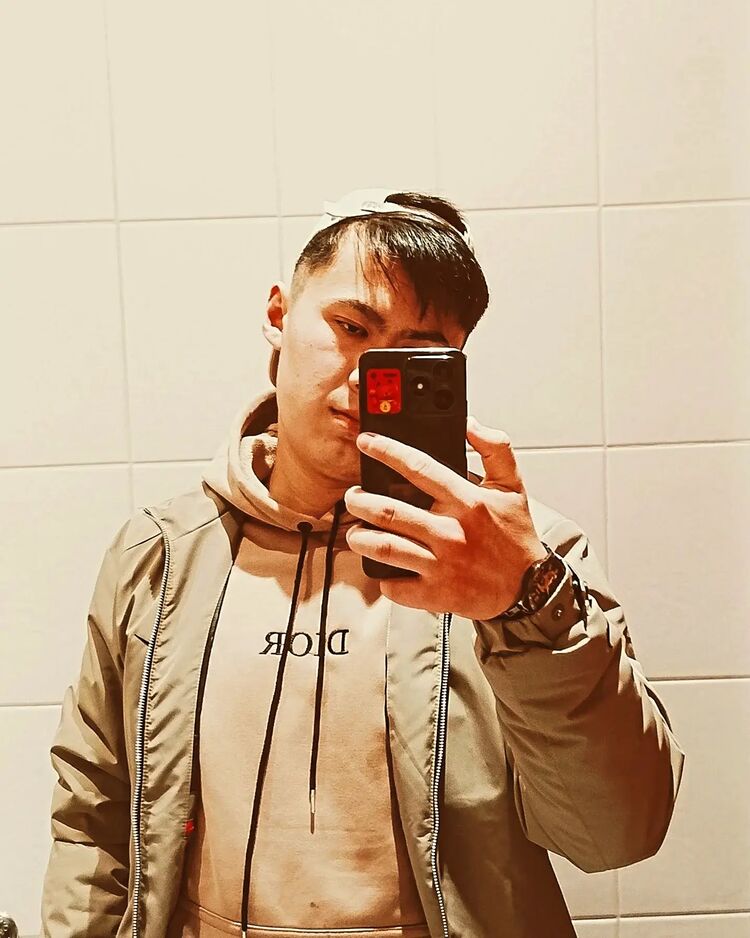  50713705  Memento, 27 ,    