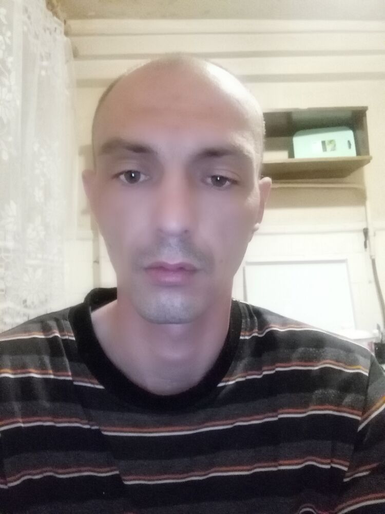  26685285  Ivan, 37 ,    