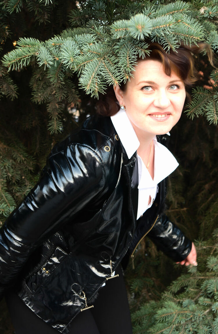  17991305  Tatyana, 47 ,    