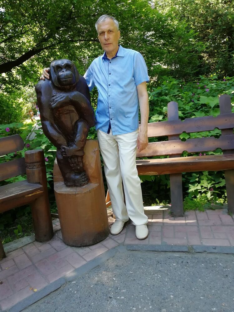  ,   Alex, 72 ,  