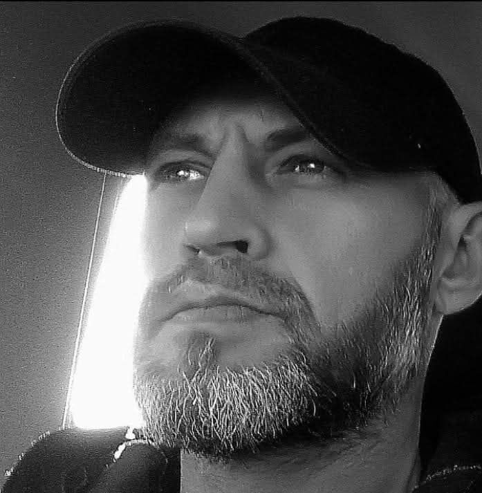  54674565  Vitaliy, 49 ,    