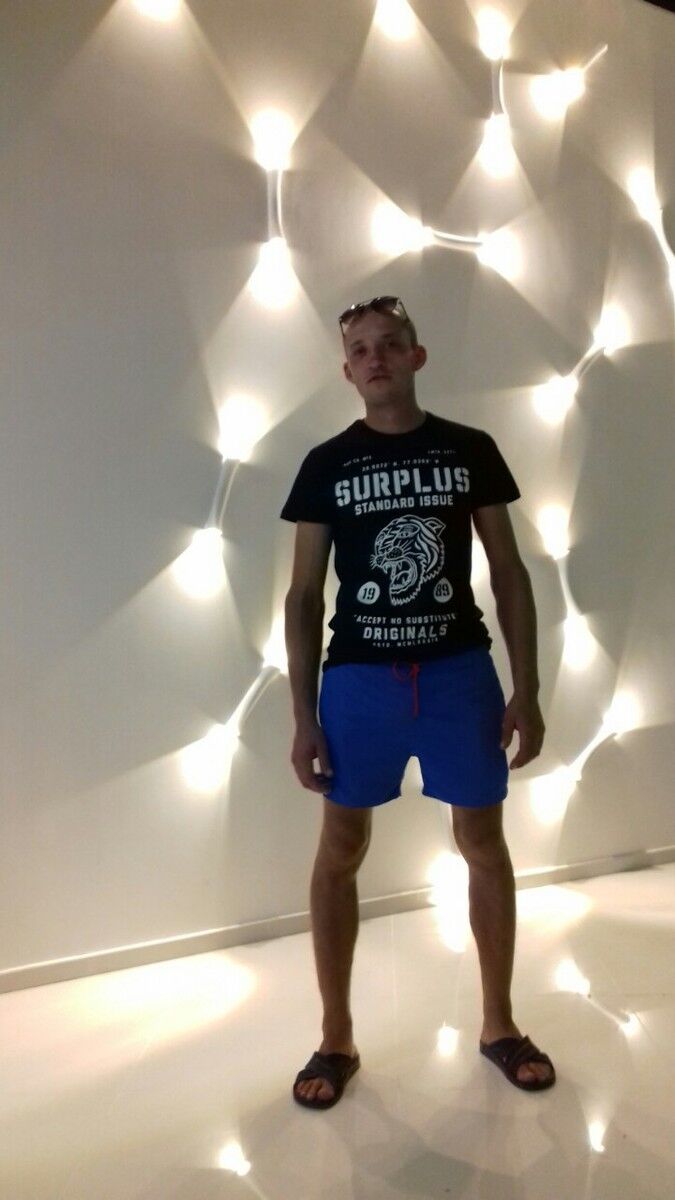  ,   Nicolae, 33 ,   , 
