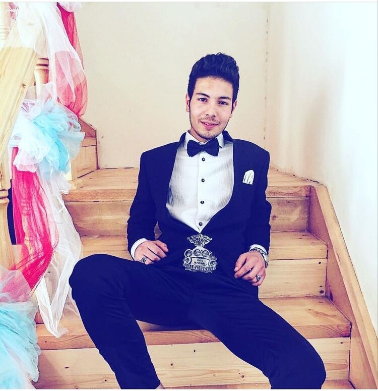 ,   Abbas, 30 ,   ,   , c 