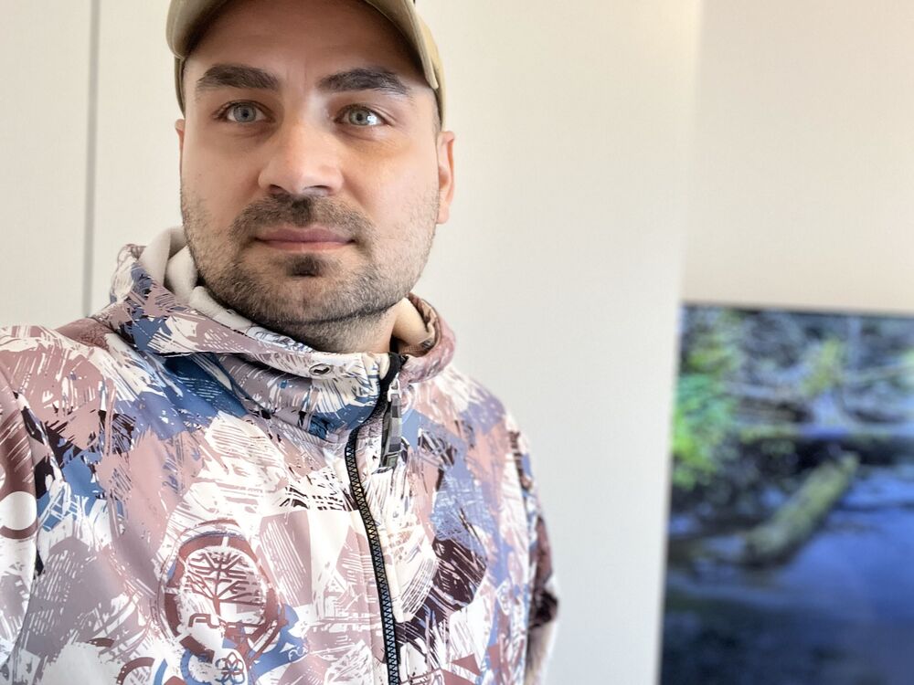  38552255  Den, 38 ,    -