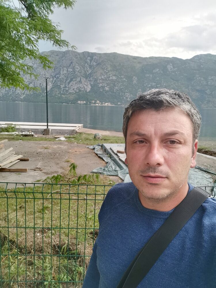  Podgorica,   Vesko, 43 ,   ,   , c 