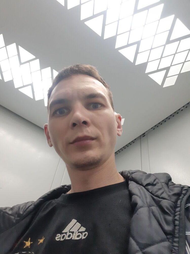  47847475  , 36 ,    -